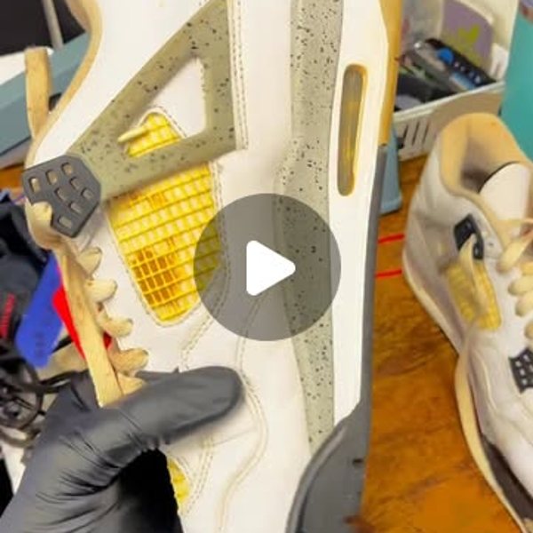 SNKRR BAR sneaker restoration